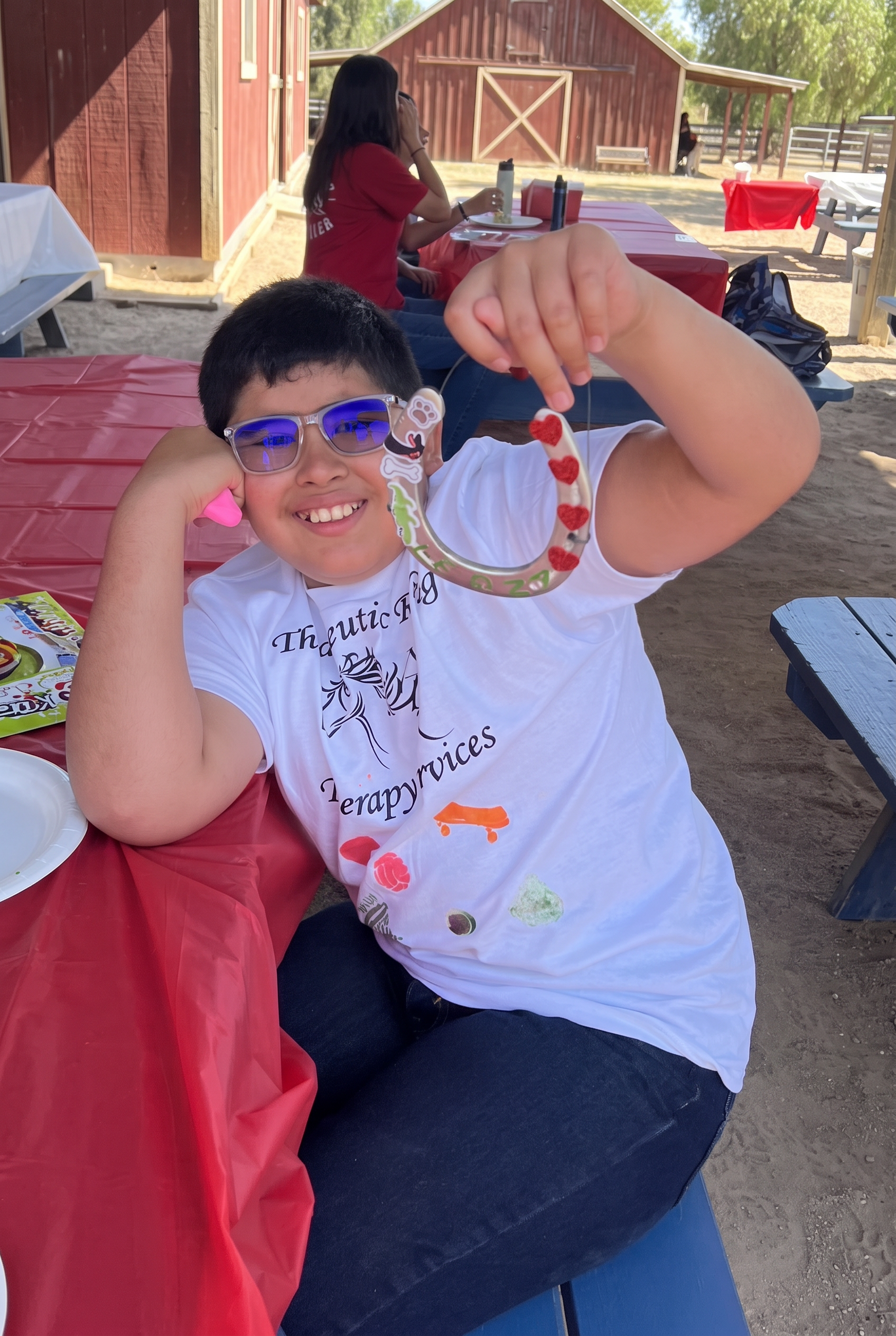 A camper showing a painted horseshoe craft